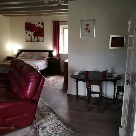 Chez Pastuso לינה וארוחת בוקר 3*