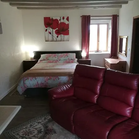 לינה וארוחת בוקר Chez Pastuso Brigueuil-le-Chantre