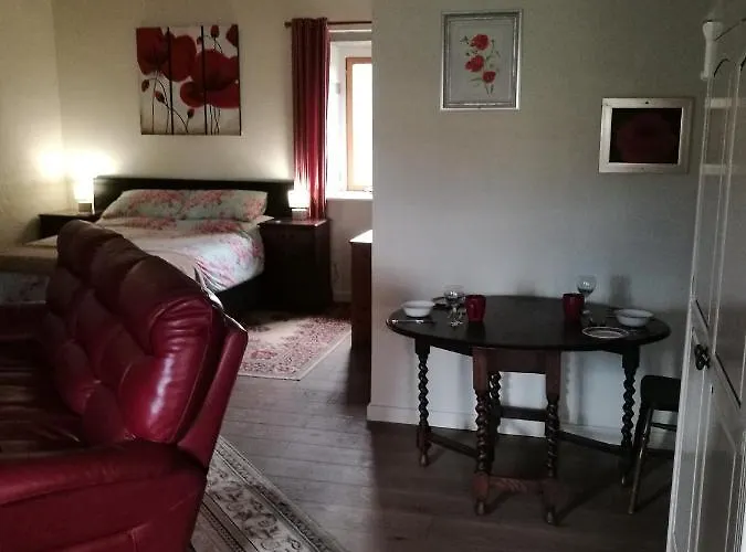 Chez Pastuso Oda ve Kahvaltı 3*